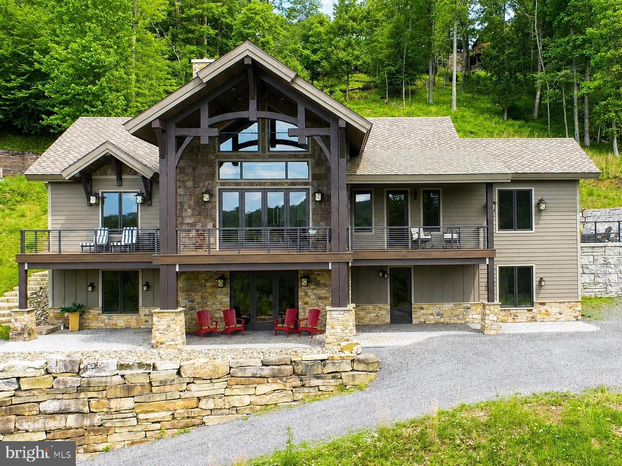 2250 Marsh Hill Road, Mc Henry