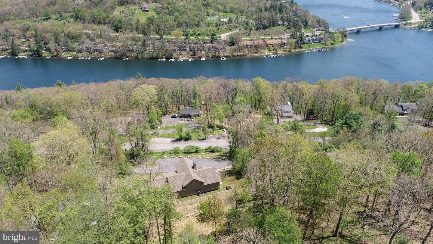 2250 Marsh Hill Road photo 83