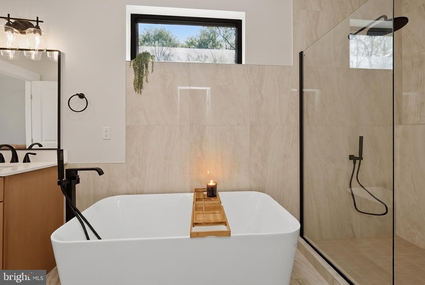 248 Tarn Drive photo 30
