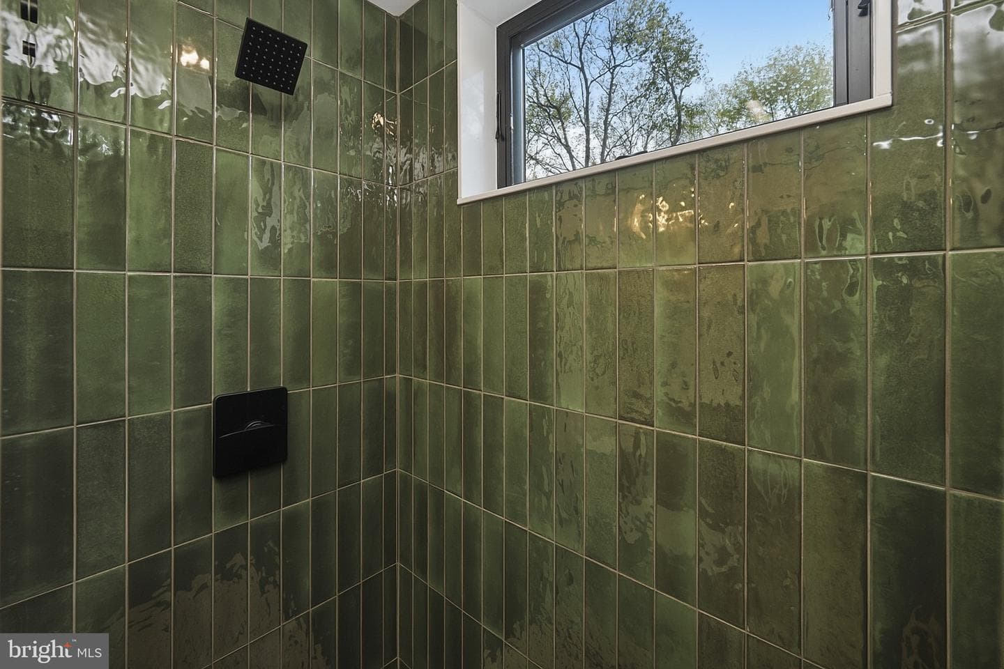 248 Tarn Drive photo 37