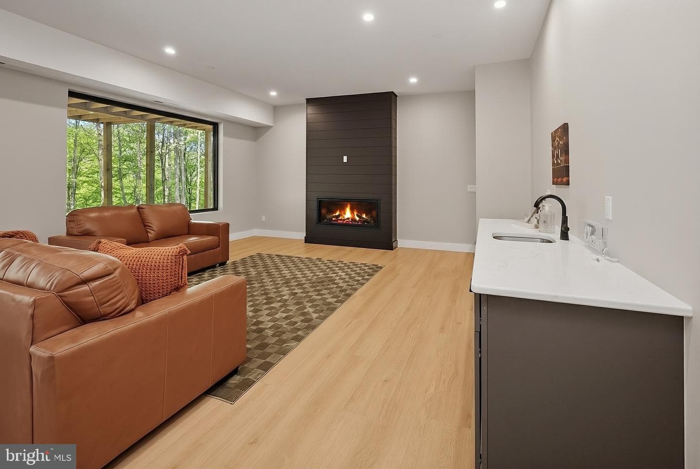 248 Tarn Drive photo 47