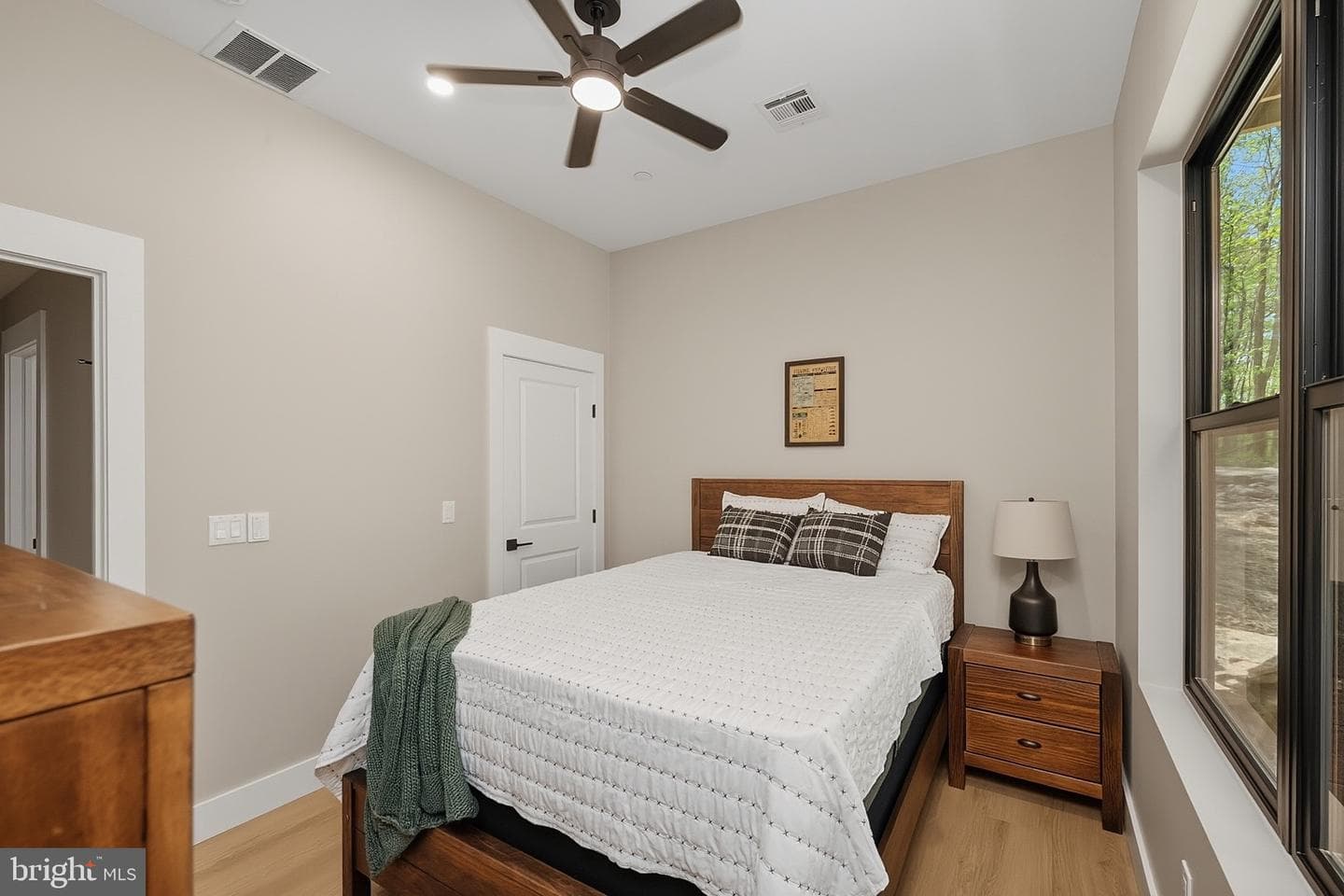 248 Tarn Drive photo 56