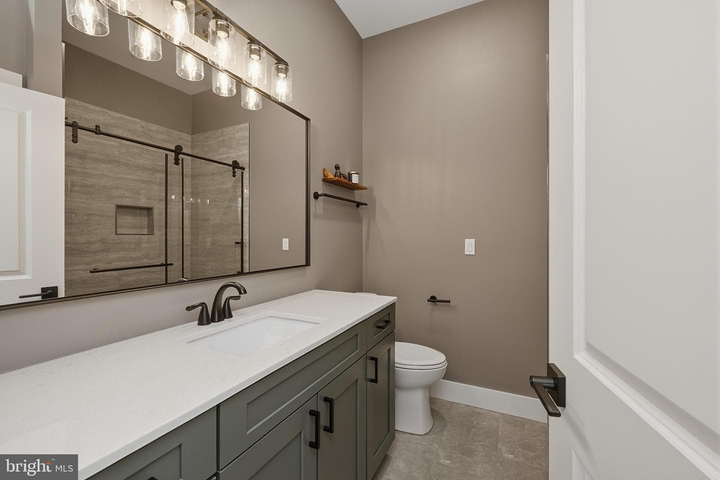 248 Tarn Drive photo 58