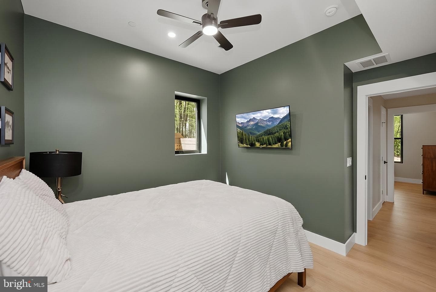 248 Tarn Drive photo 63