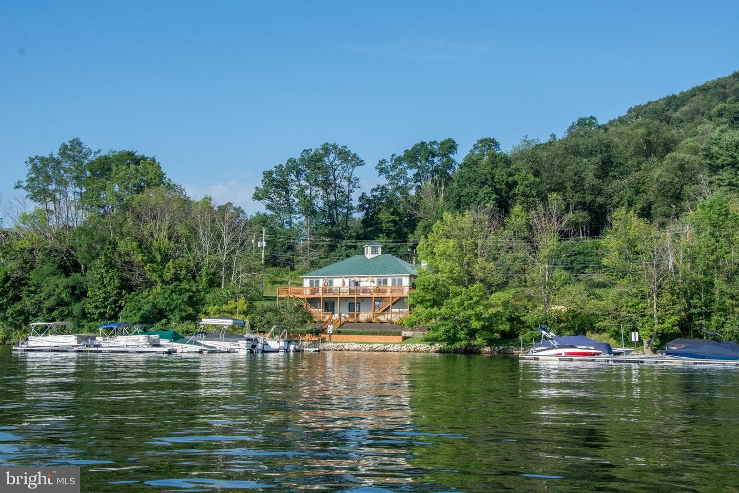 248 Tarn Drive photo 68