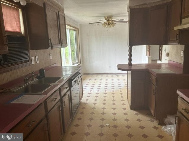 123 B Street photo 11