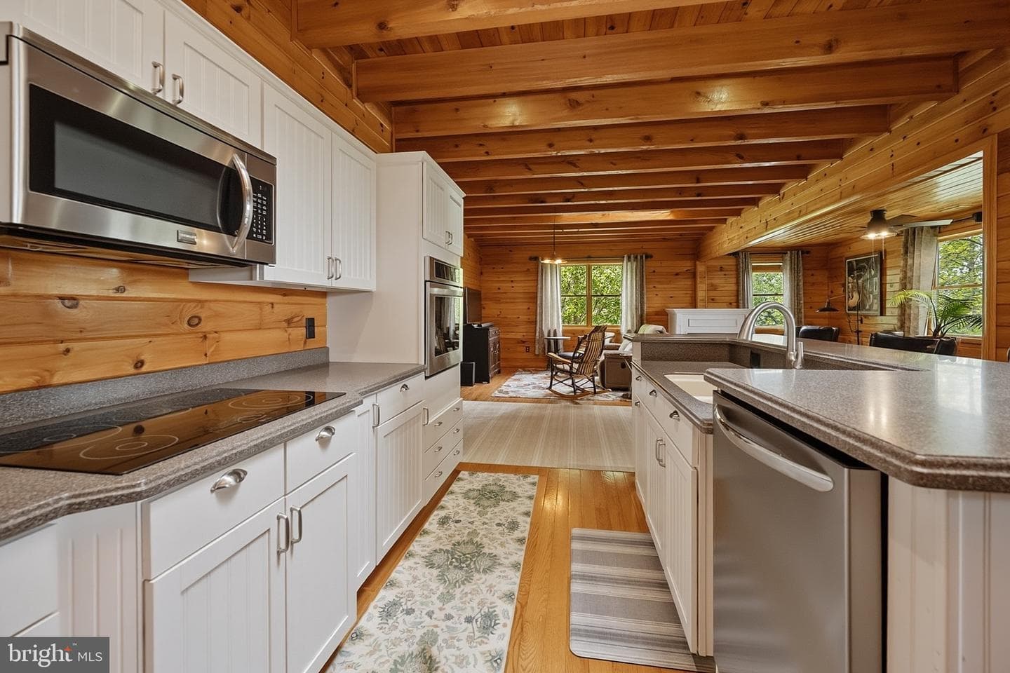 253 Gleanings Drive photo 20