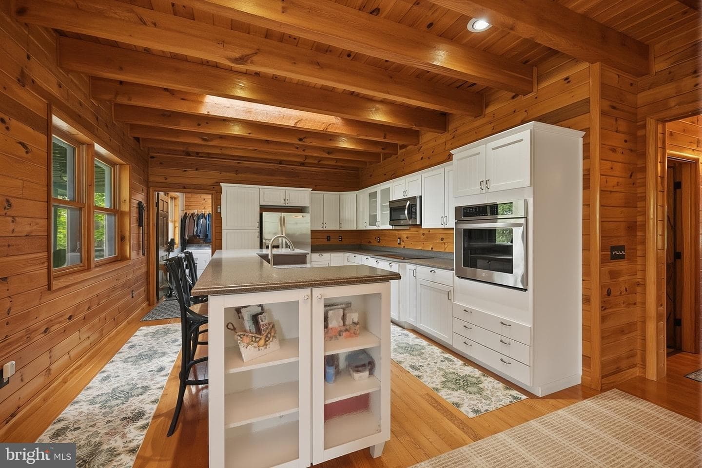 253 Gleanings Drive photo 35