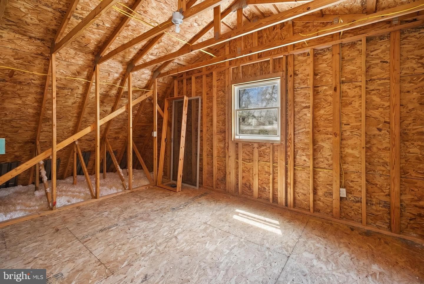253 Gleanings Drive photo 77