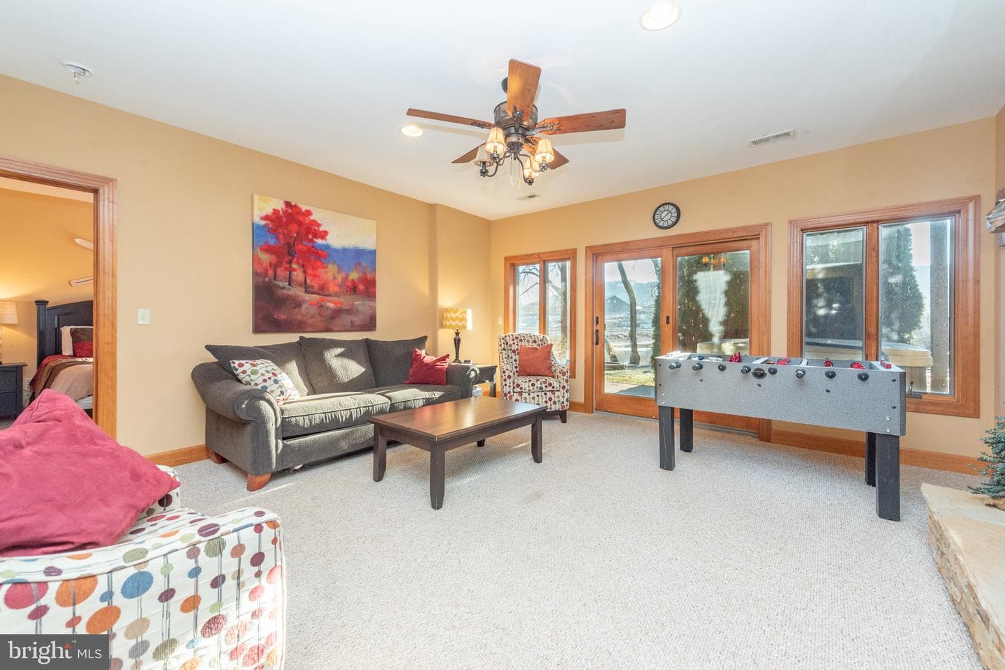 10 Walton Way Road photo 27
