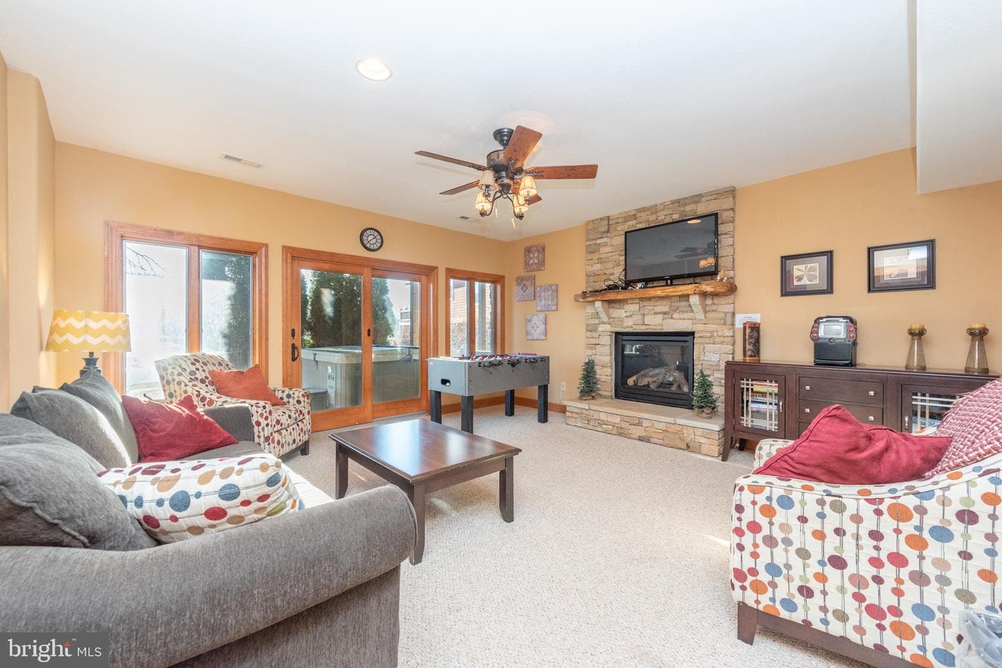 10 Walton Way Road photo 28