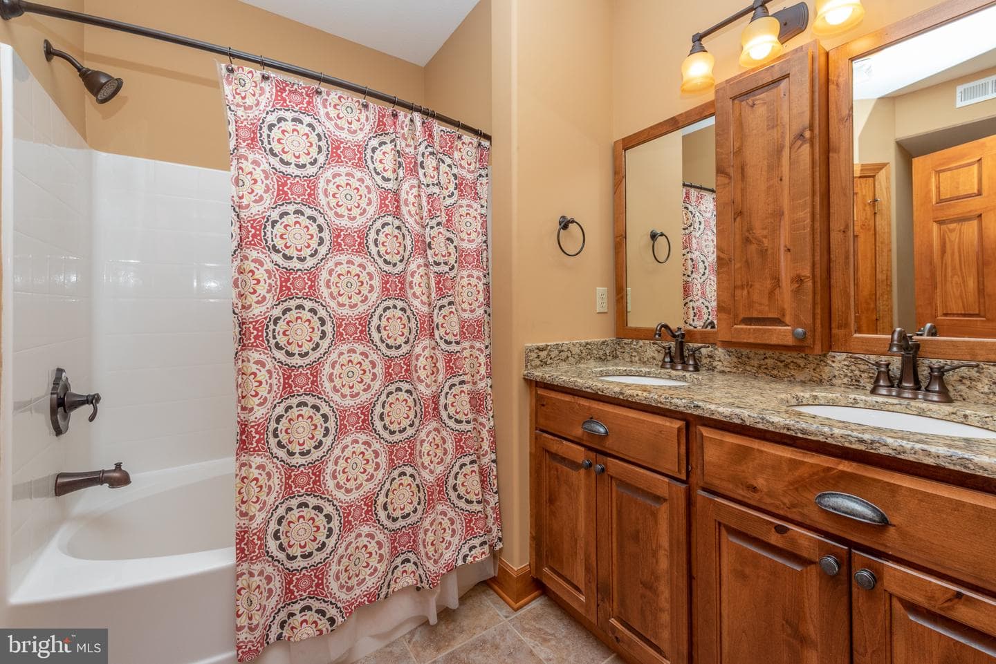 10 Walton Way Road photo 38