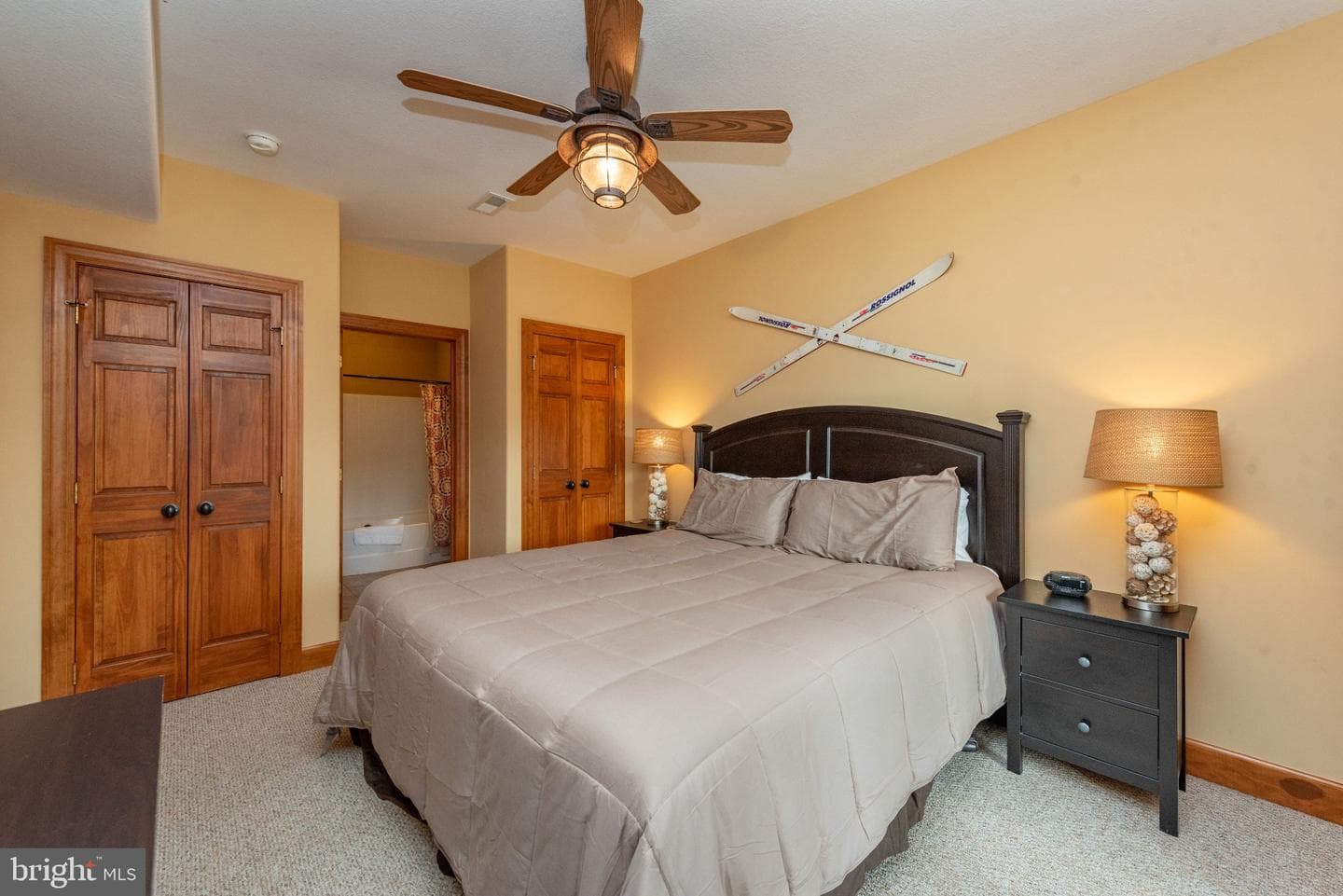 10 Walton Way Road photo 47