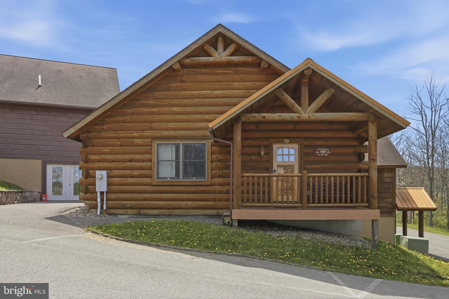 251 Cabin Lodge Road, Mc Henry