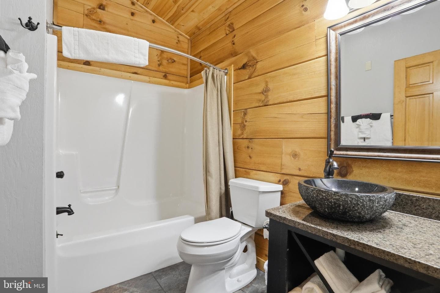 251 Cabin Lodge Road photo 9