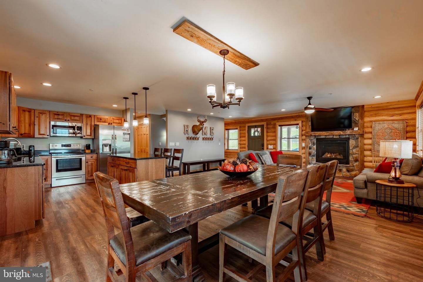 870 N Camp Road photo 16
