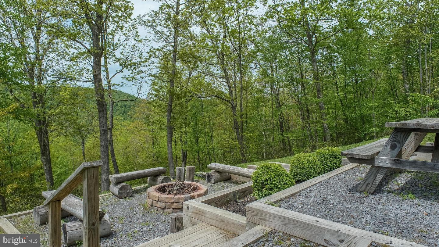 870 N Camp Road photo 64