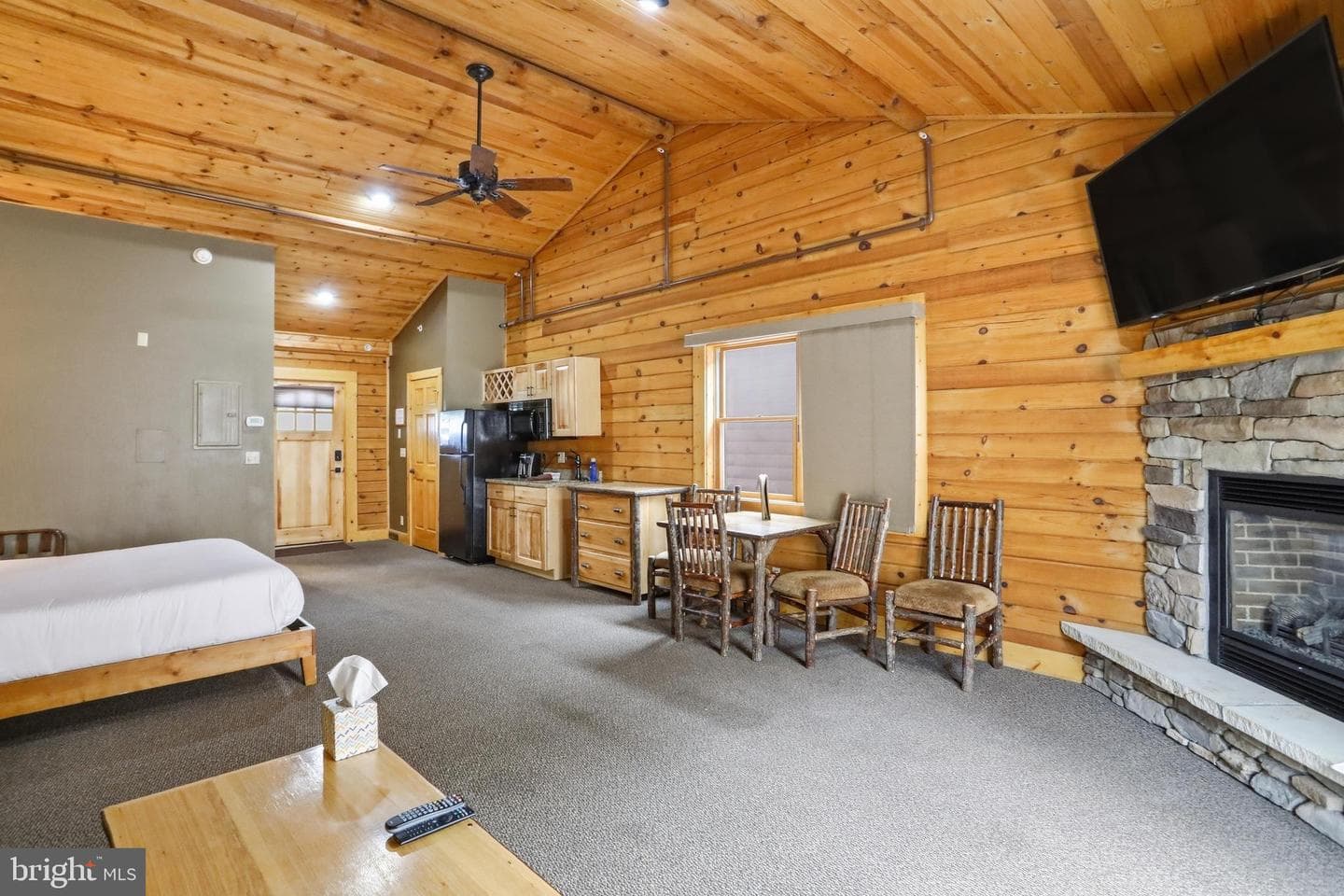 285 Cabin Lodge Road photo 7