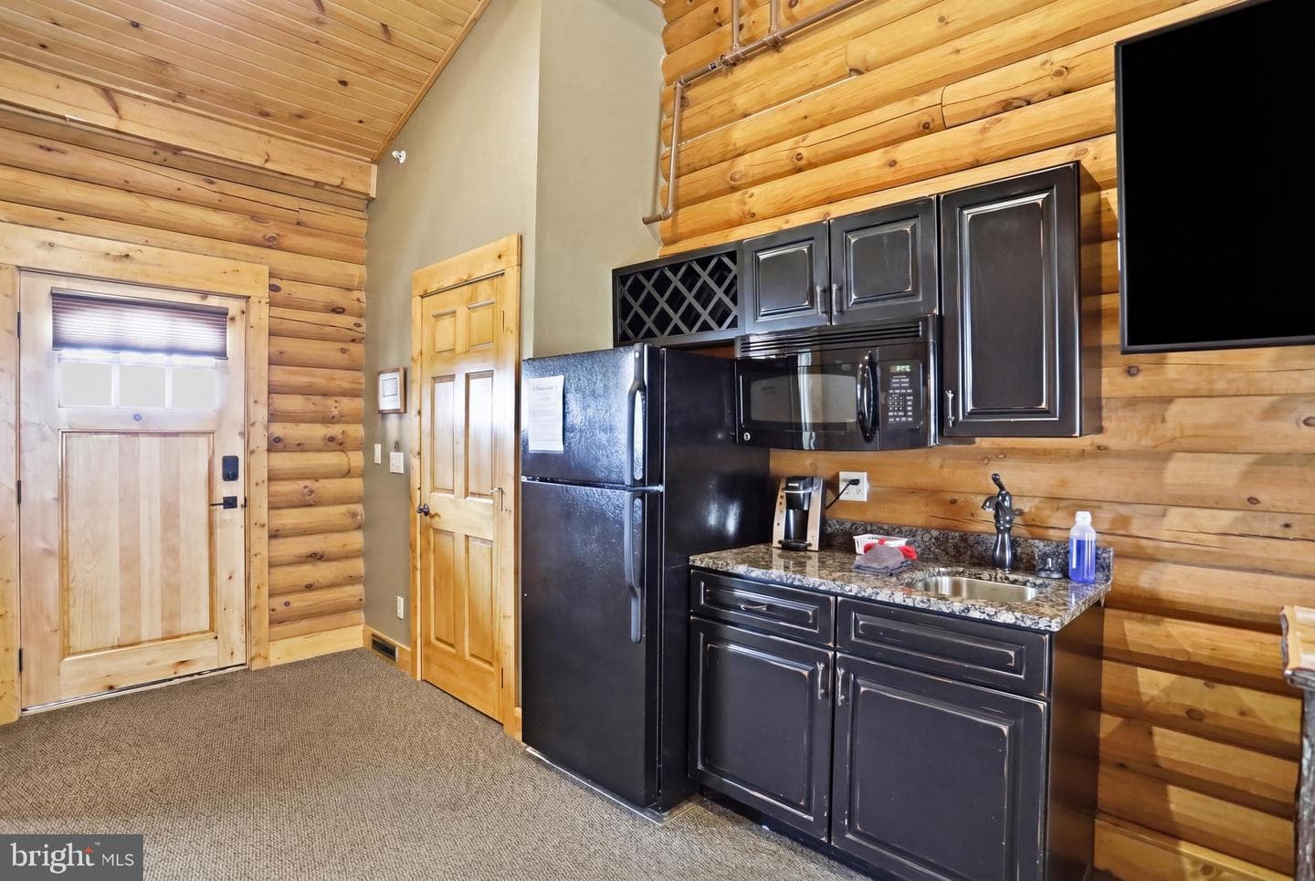 305 Cabin Lodge Road photo 6