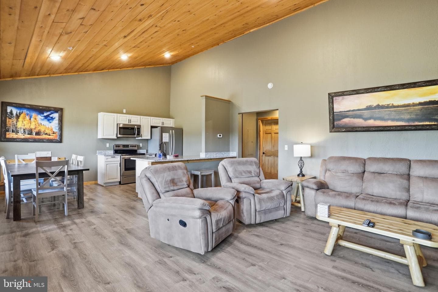 41 Grandview Boulevard photo 3