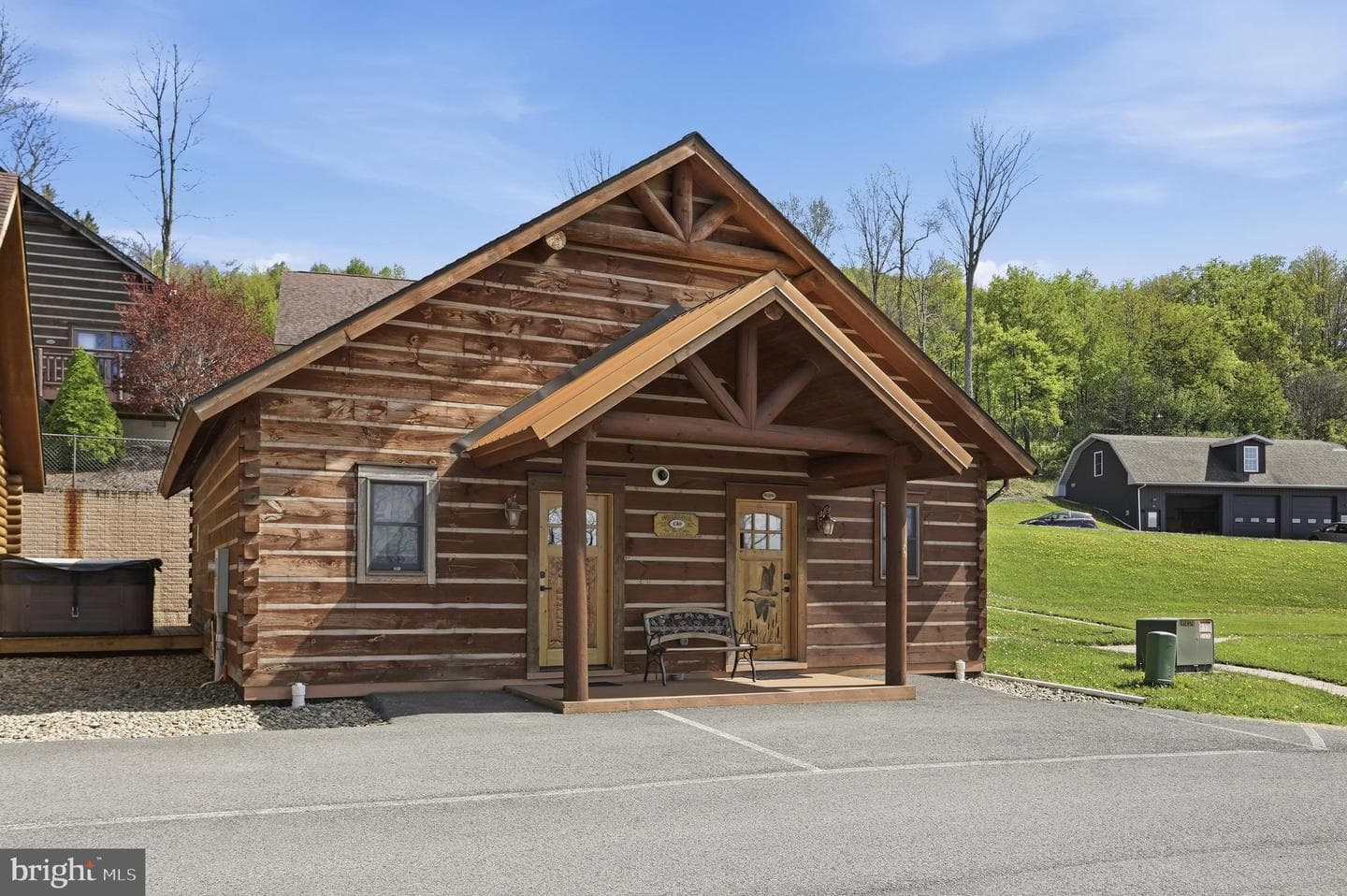 315 Cabin Lodge Road, Mc Henry