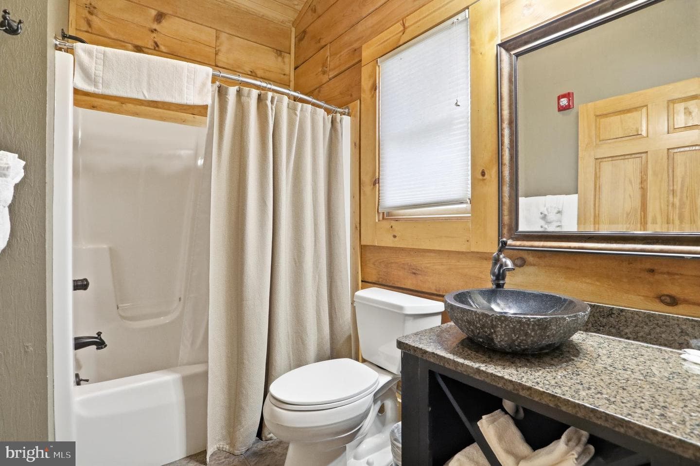 315 Cabin Lodge Road photo 5