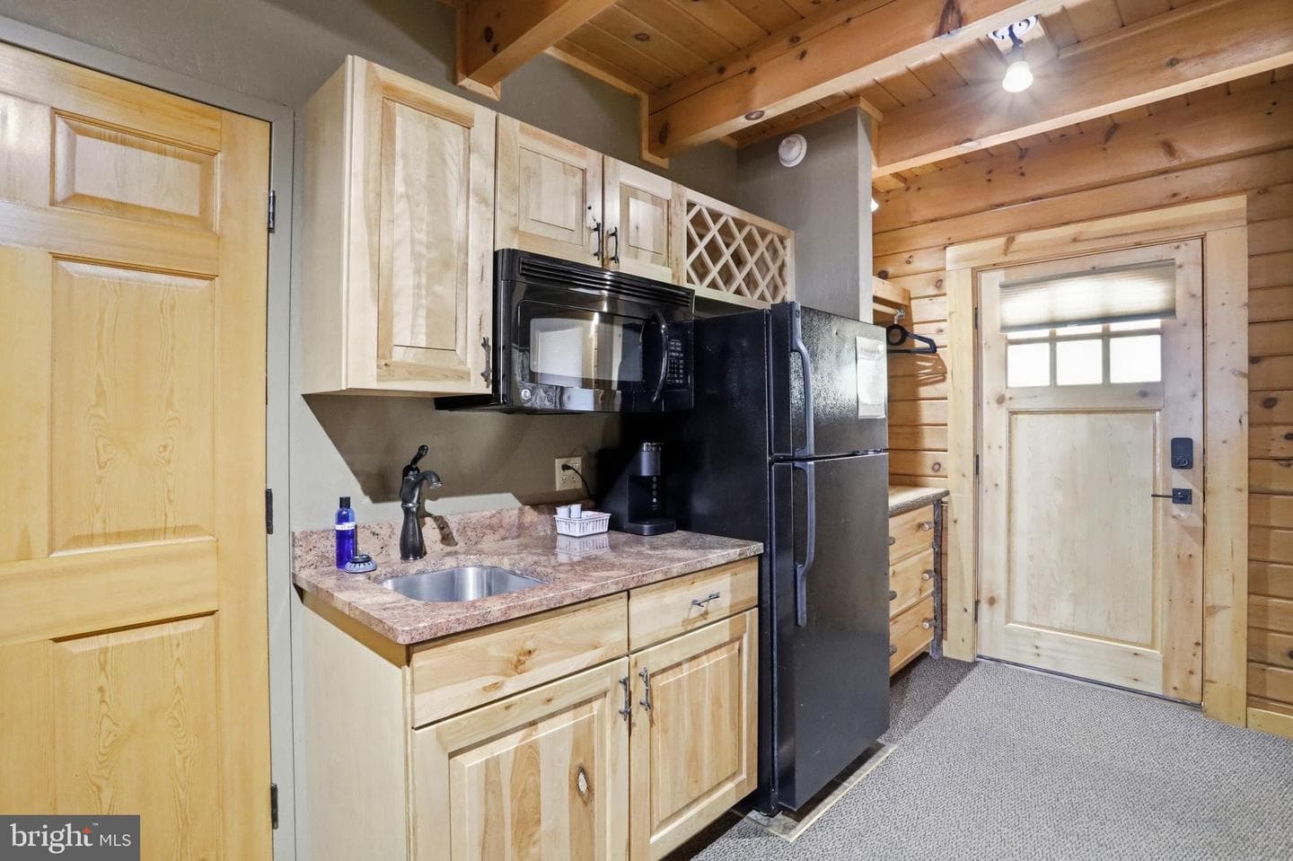 211 Cabin Lodge Road photo 32