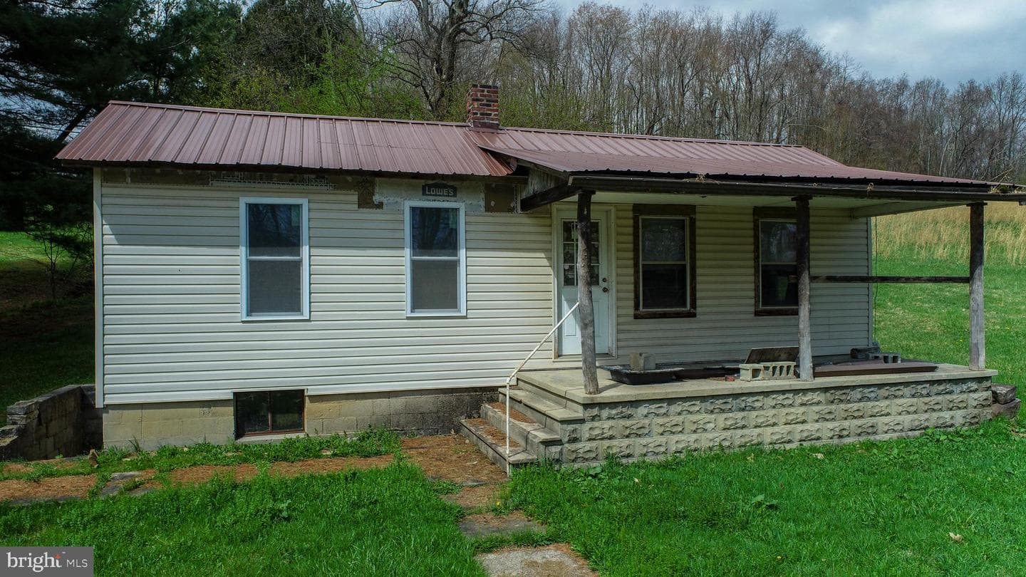 10785 Friendsville Rd photo 4