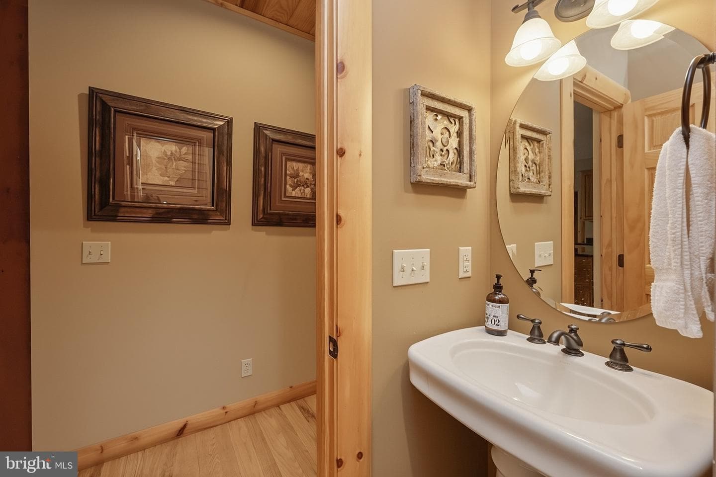 178 Fern Loop Drive photo 38
