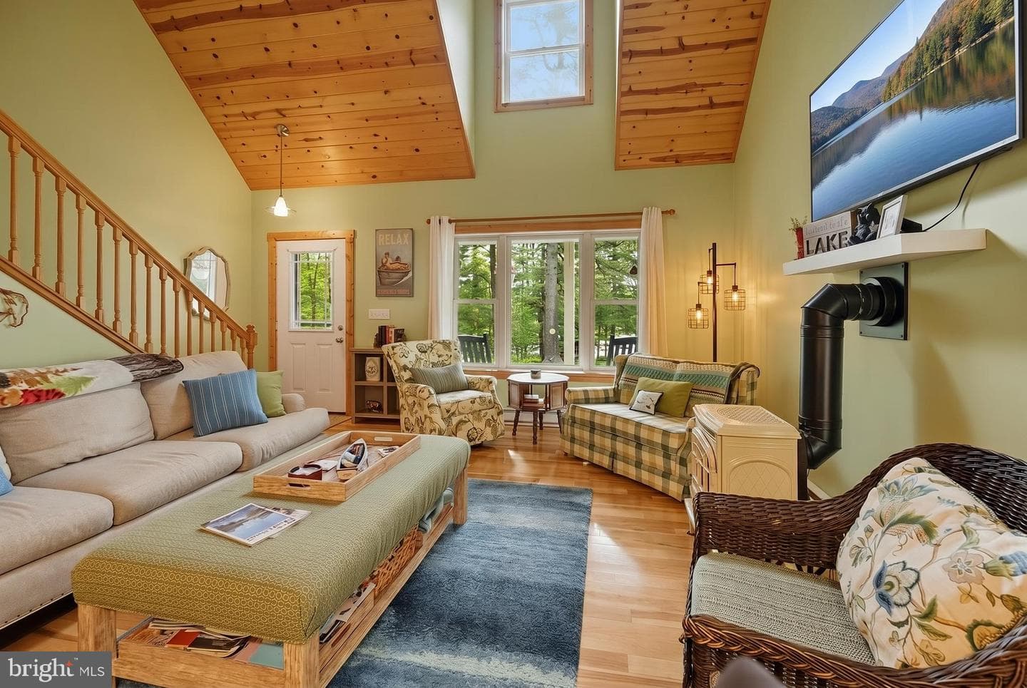 96 Whispering Way photo 14