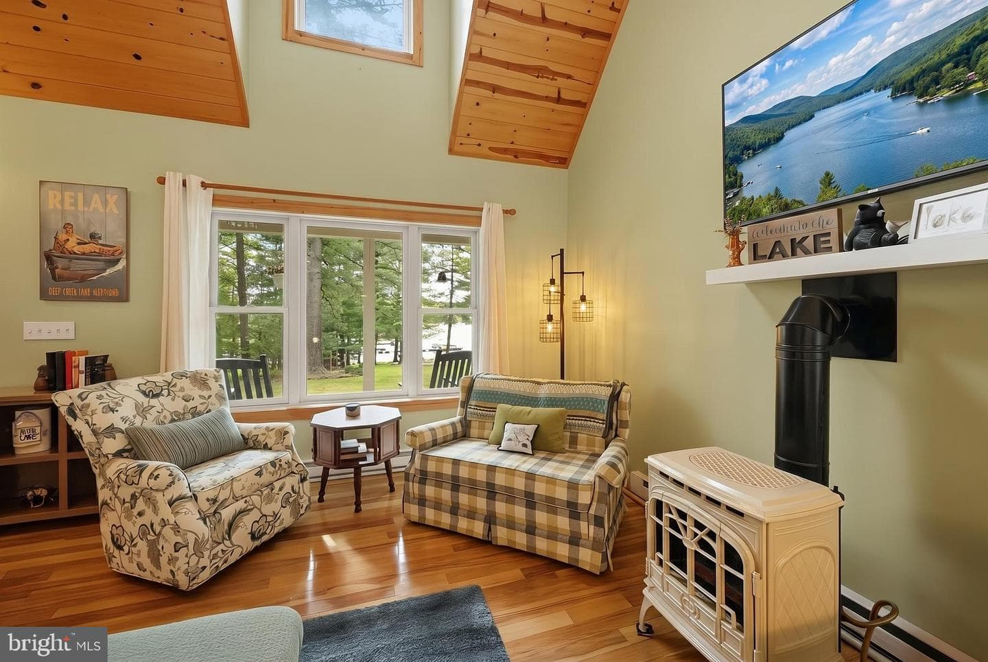 96 Whispering Way photo 15