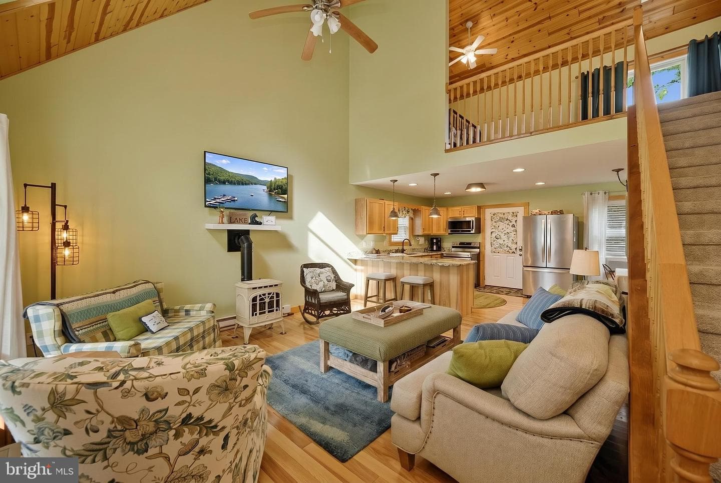 96 Whispering Way photo 16