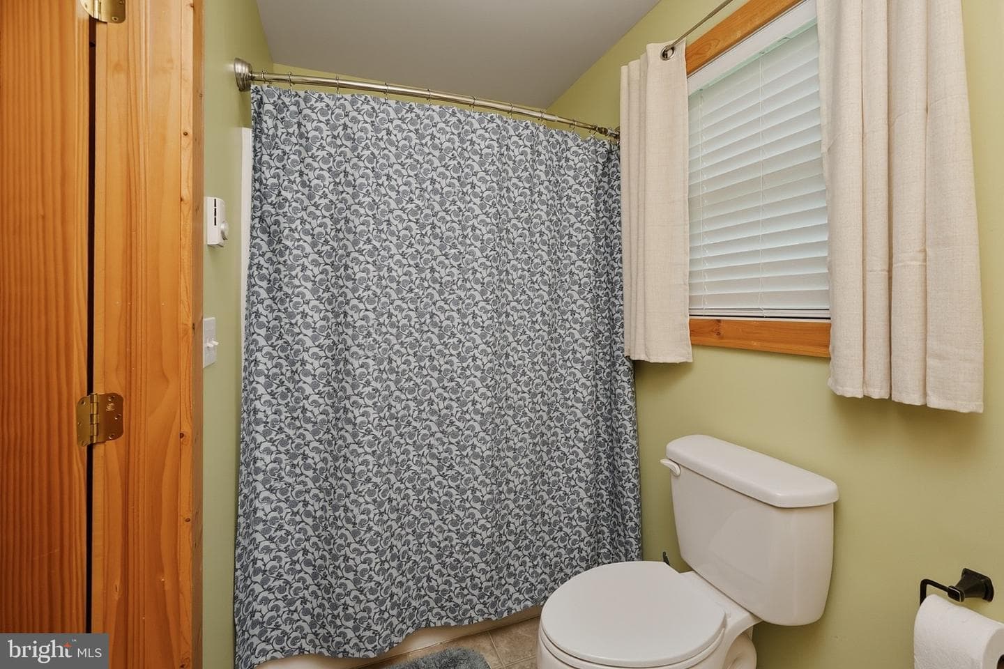 96 Whispering Way photo 34