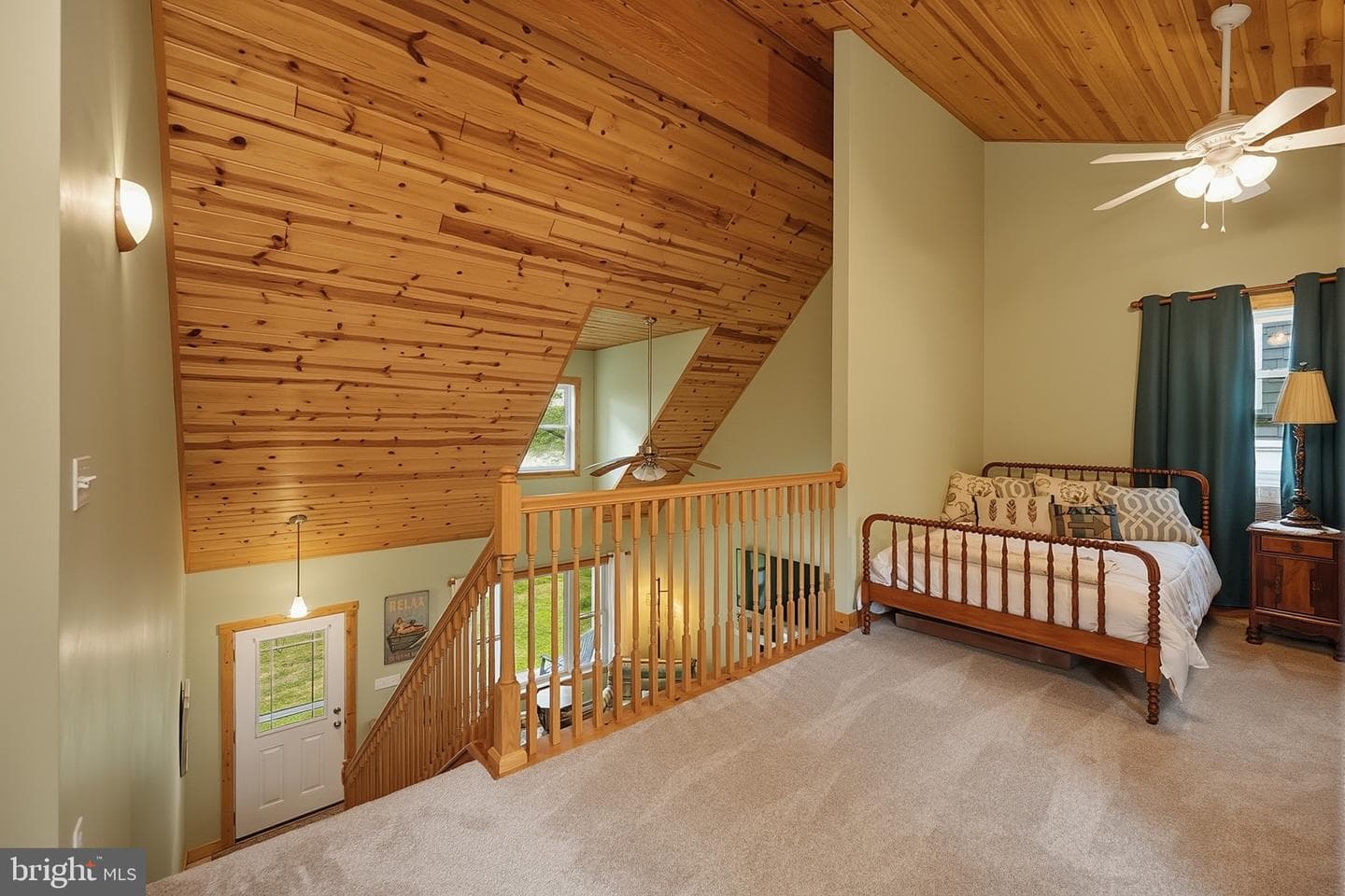 96 Whispering Way photo 38