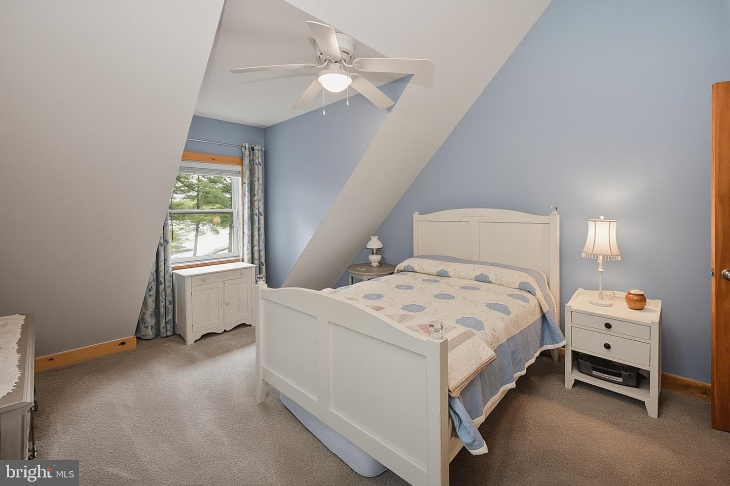 96 Whispering Way photo 40