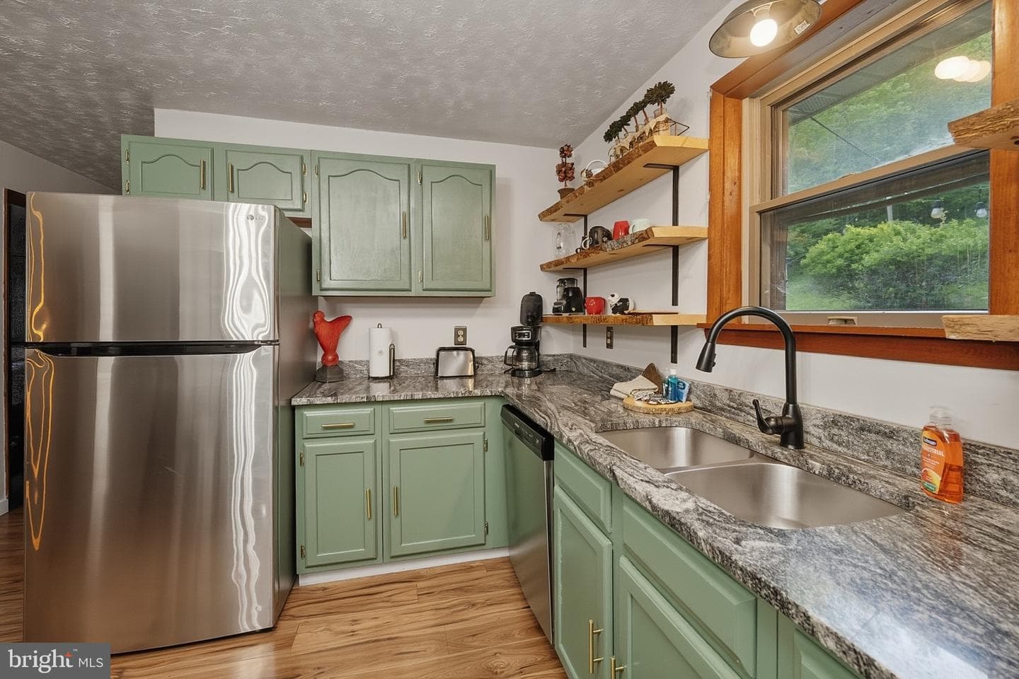 1499 Foster Road photo 10