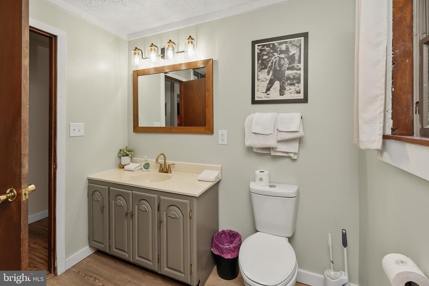 1499 Foster Road photo 20
