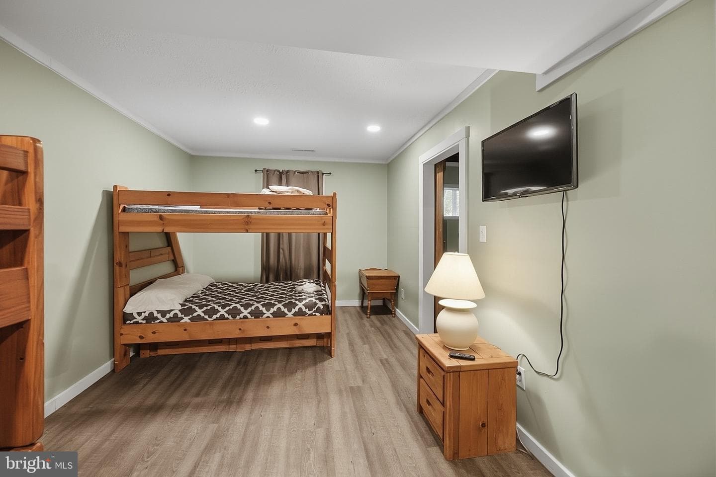 1499 Foster Road photo 39