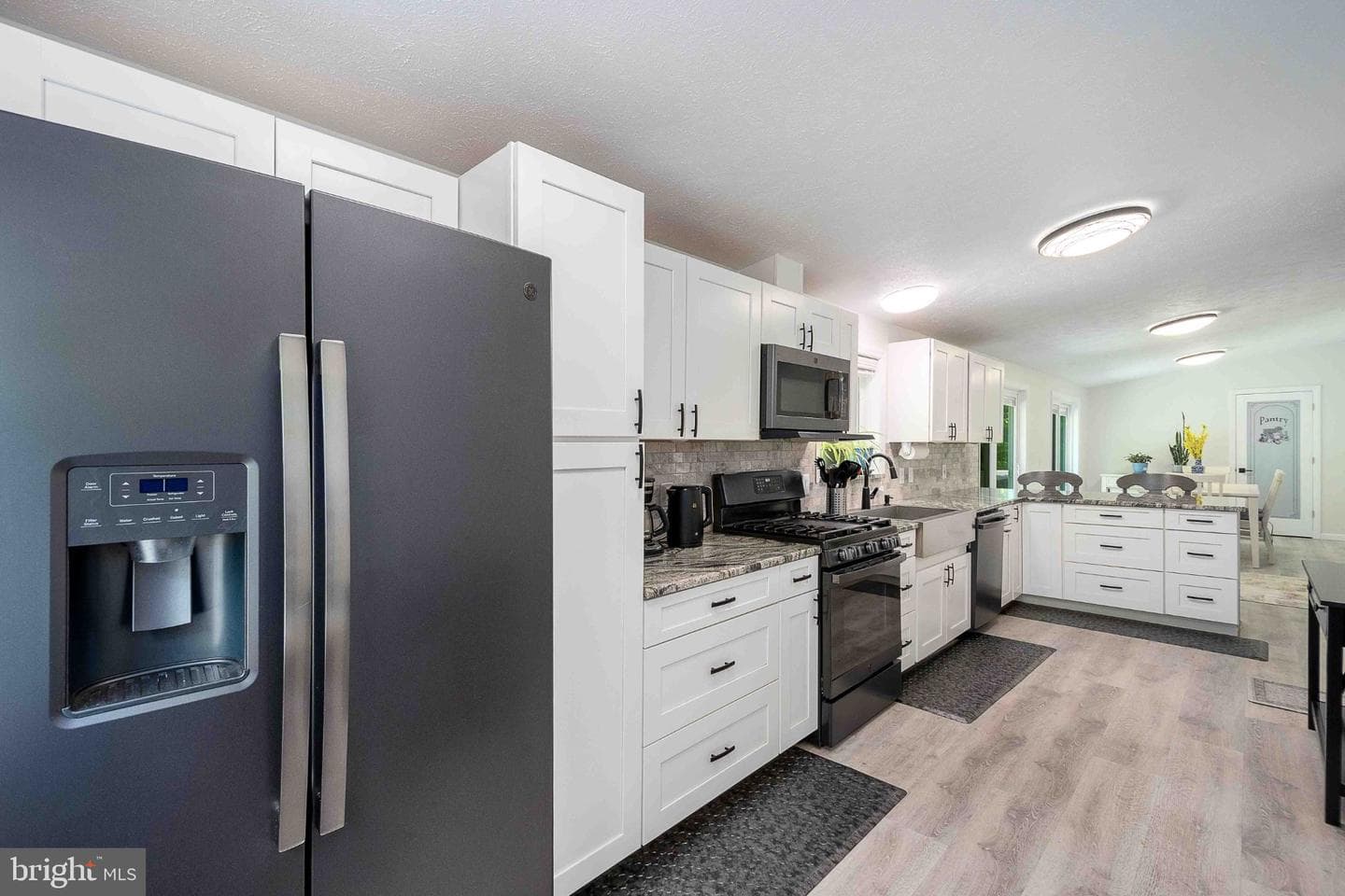 511 Hilltop Road photo 16