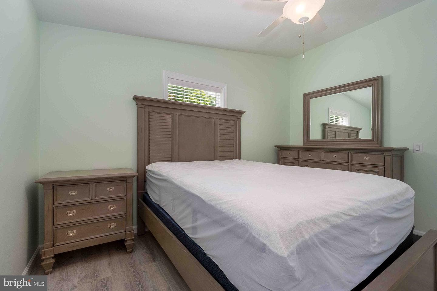 511 Hilltop Road photo 29