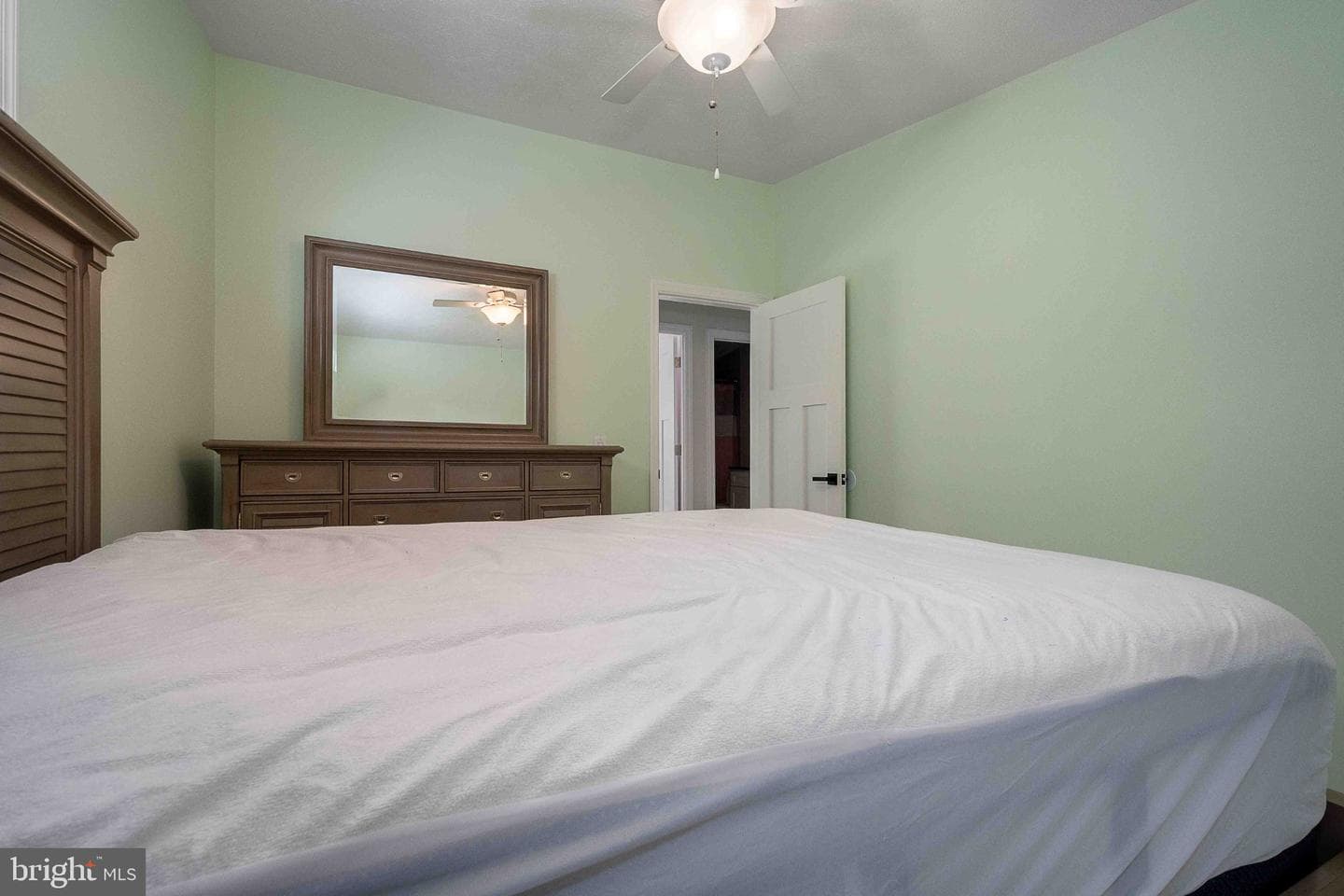 511 Hilltop Road photo 31