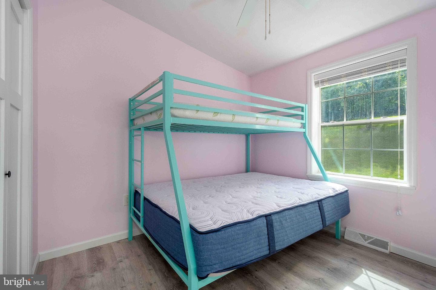 511 Hilltop Road photo 33