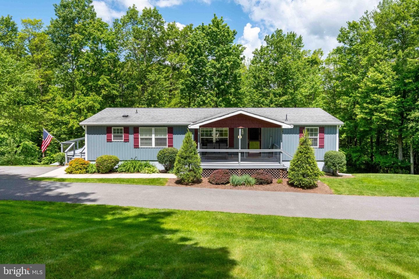 511 Hilltop Road photo 51