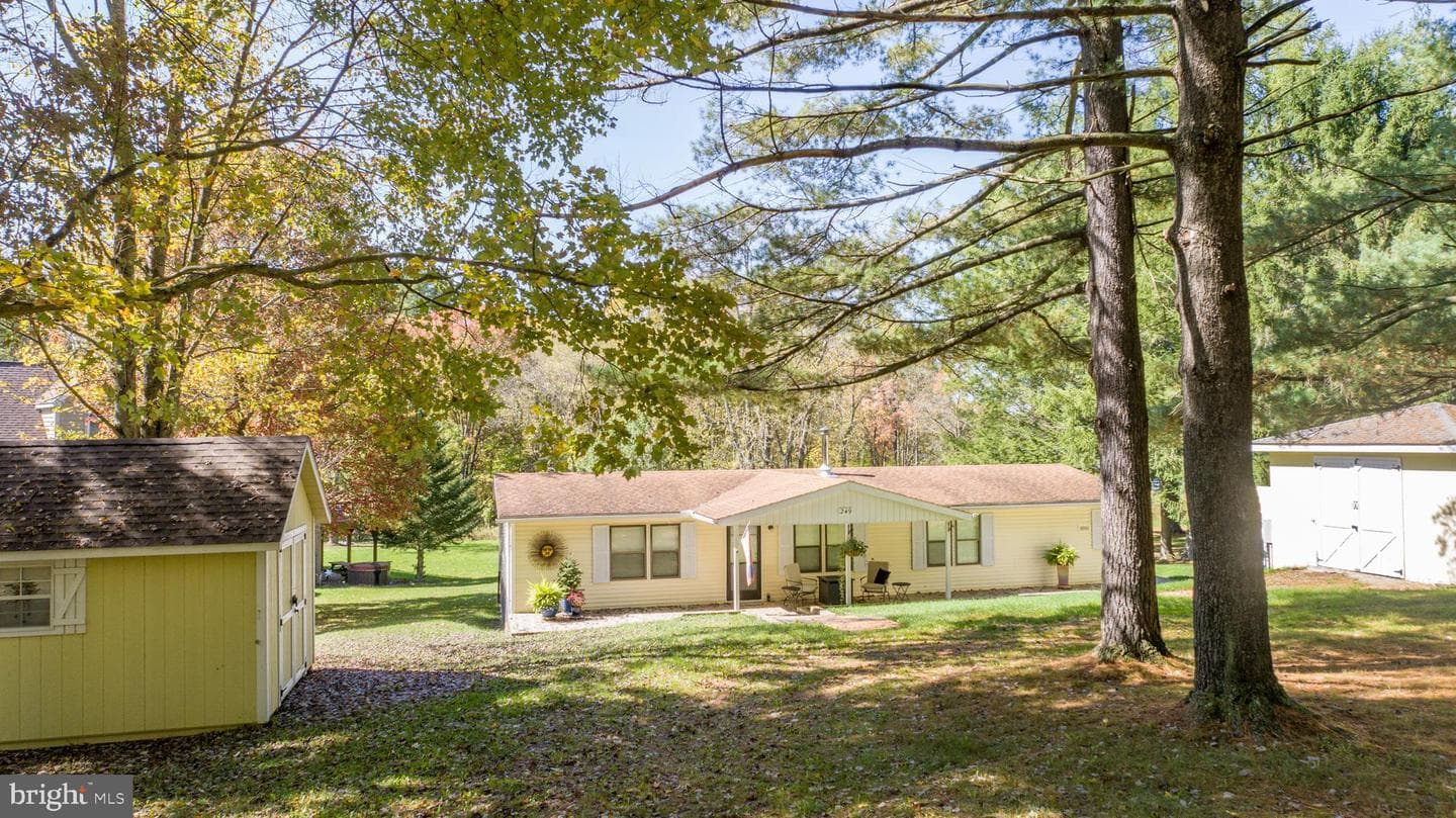 249 Hazelhurst Road photo 4