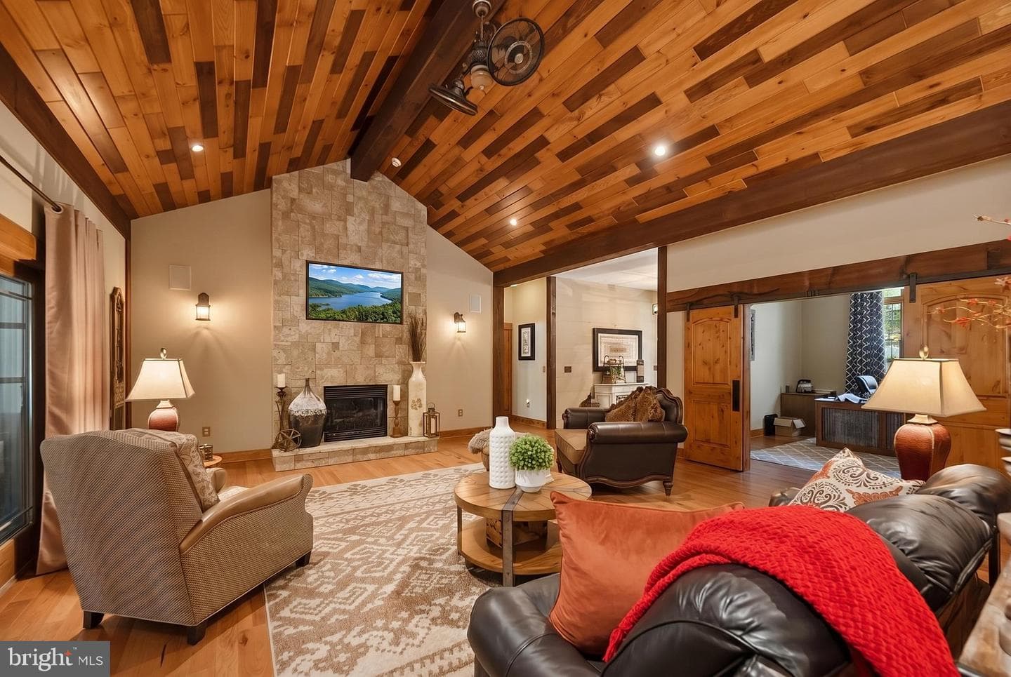 60 Joans Lane photo 14