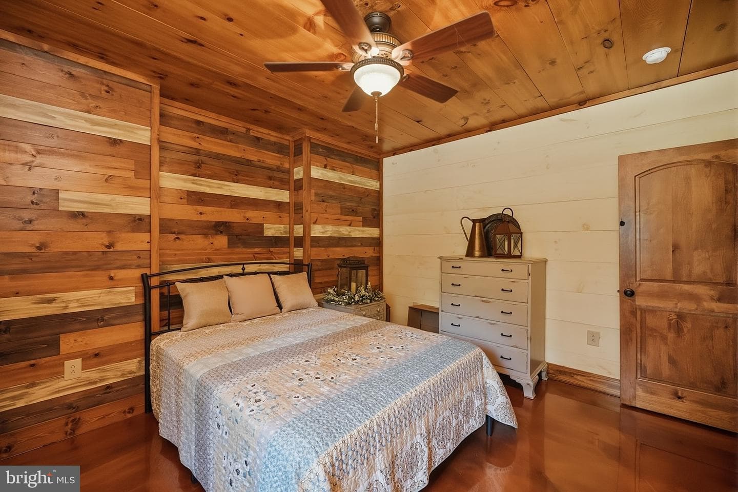 60 Joans Lane photo 39