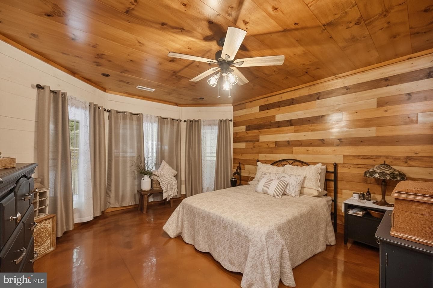 60 Joans Lane photo 45