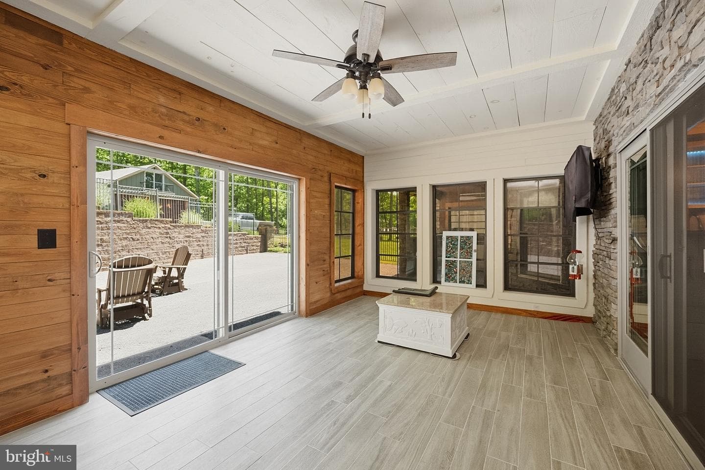 60 Joans Lane photo 65