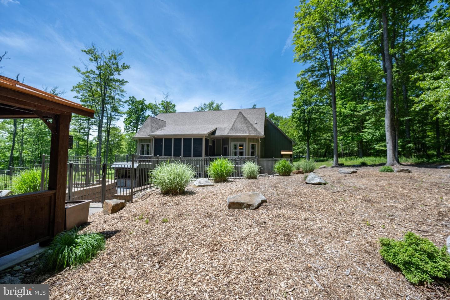 60 Joans Lane photo 70