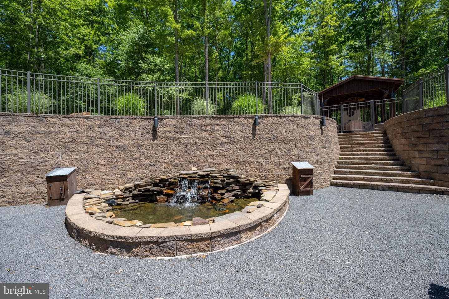 60 Joans Lane photo 73